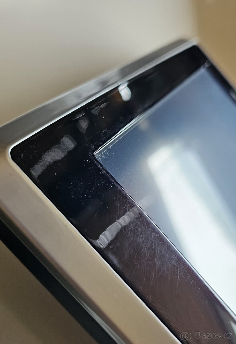 Televize do auta - 6