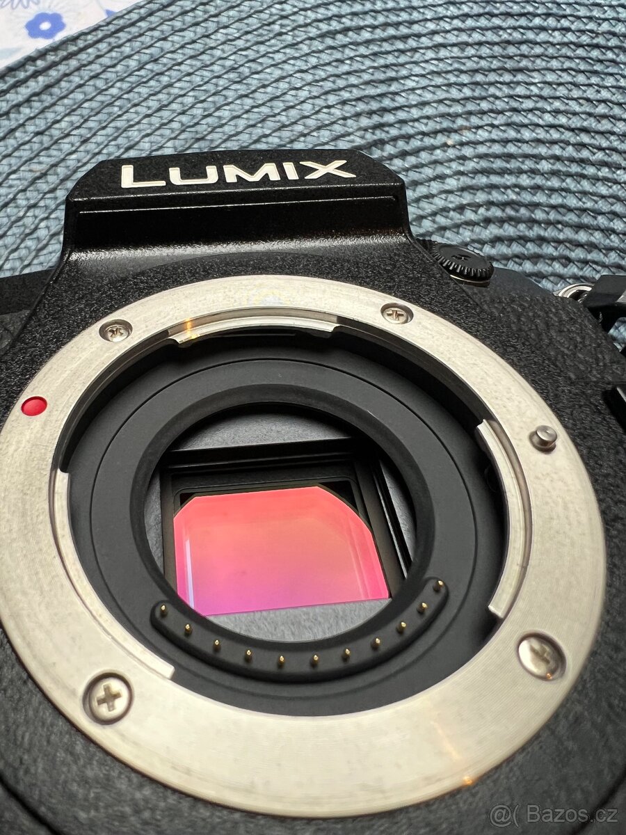 Panasonic lumix g9, TOP stav - 6
