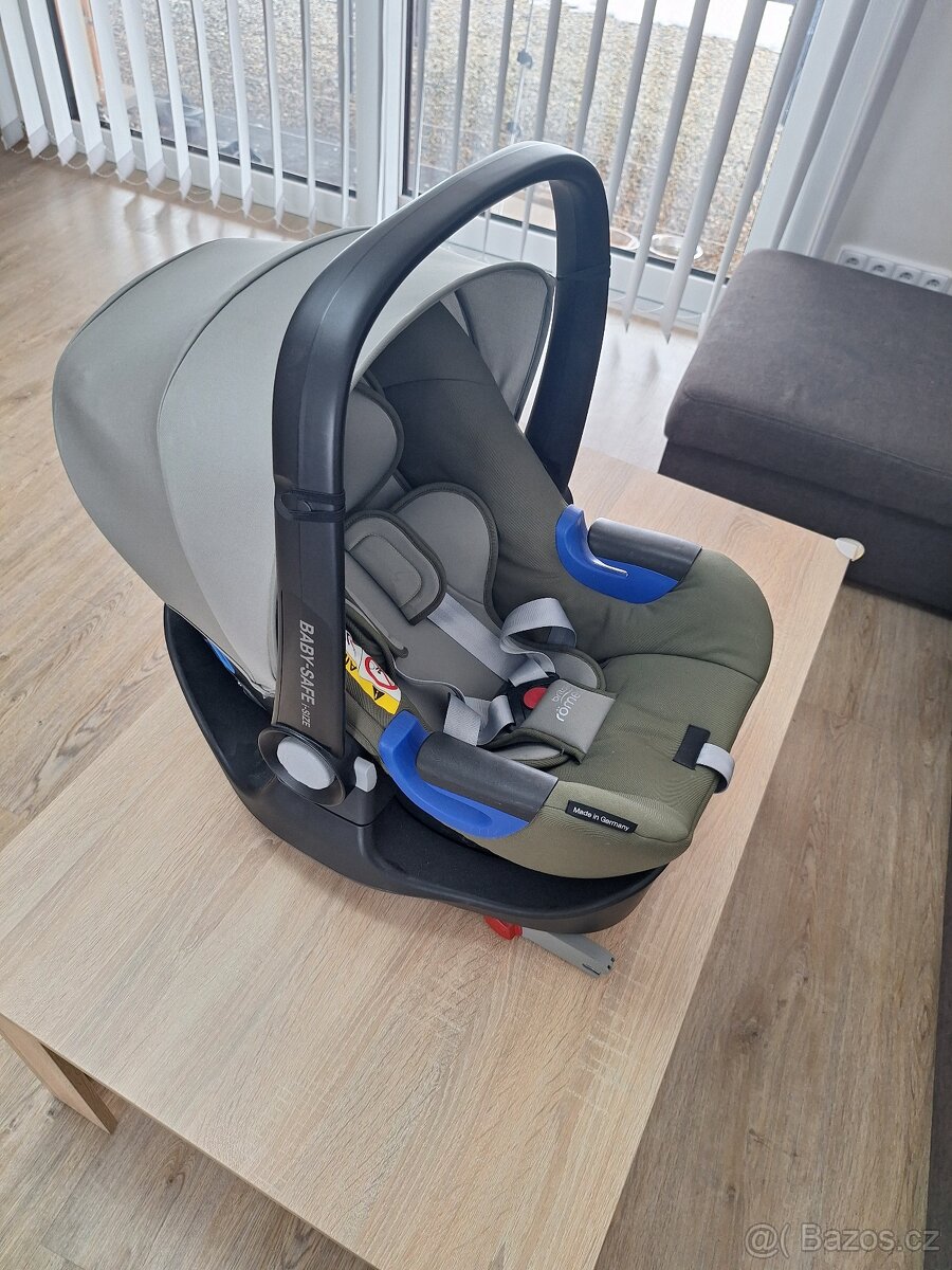 Autosedačka Britax Römer Baby-Safe I-Size Bundle Flex - 6