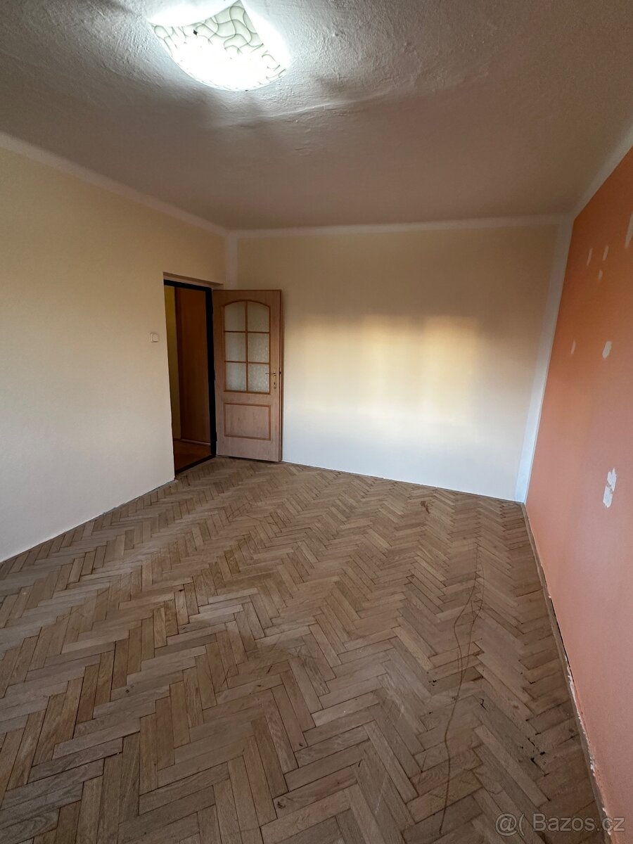 Prodej bytu 2+1 v os.vlast., Karviná-Ráj, ul.Školská - 6