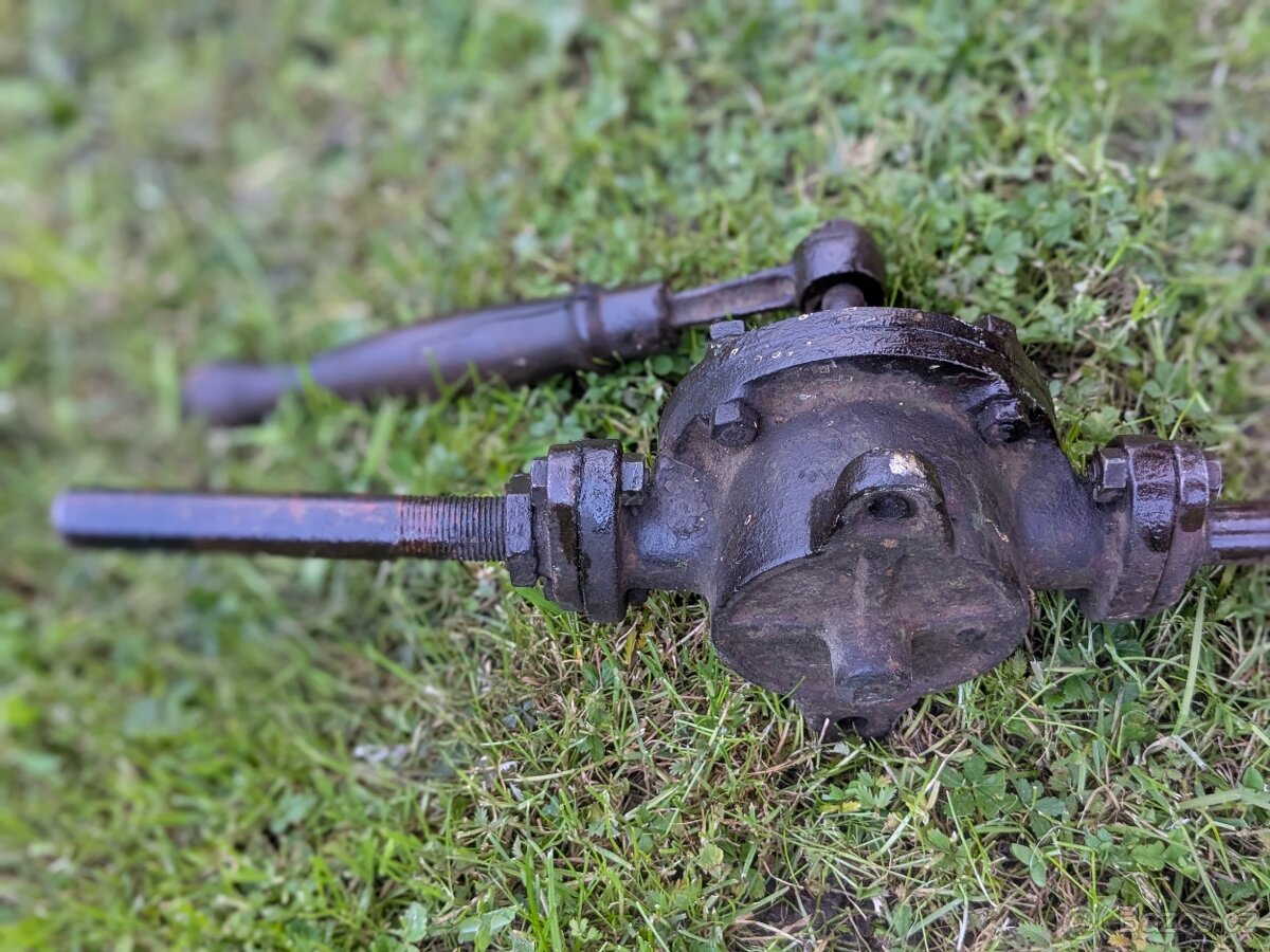 Historická pumpa na vodu - 6