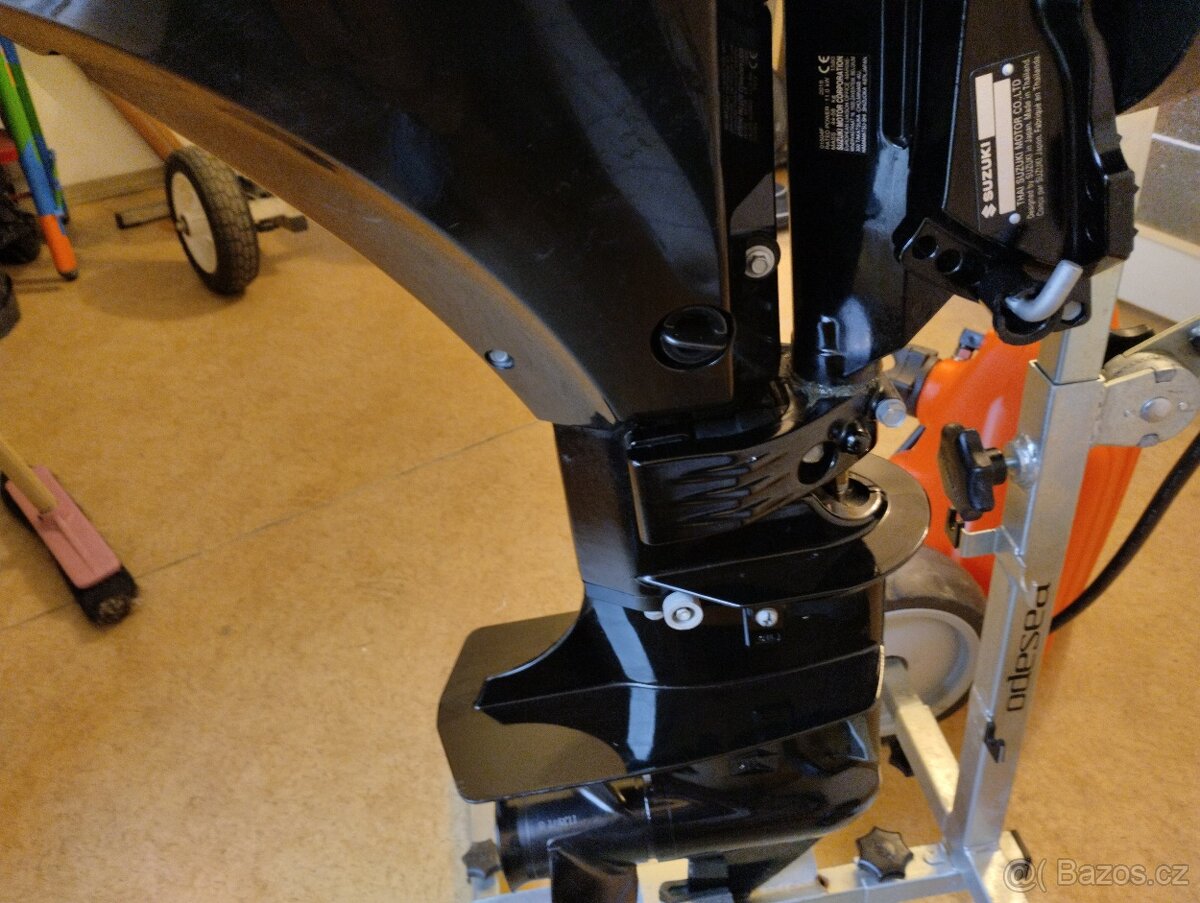 Lodní motor Suzuki 15Ps 4Takt - 1A top stav - 6