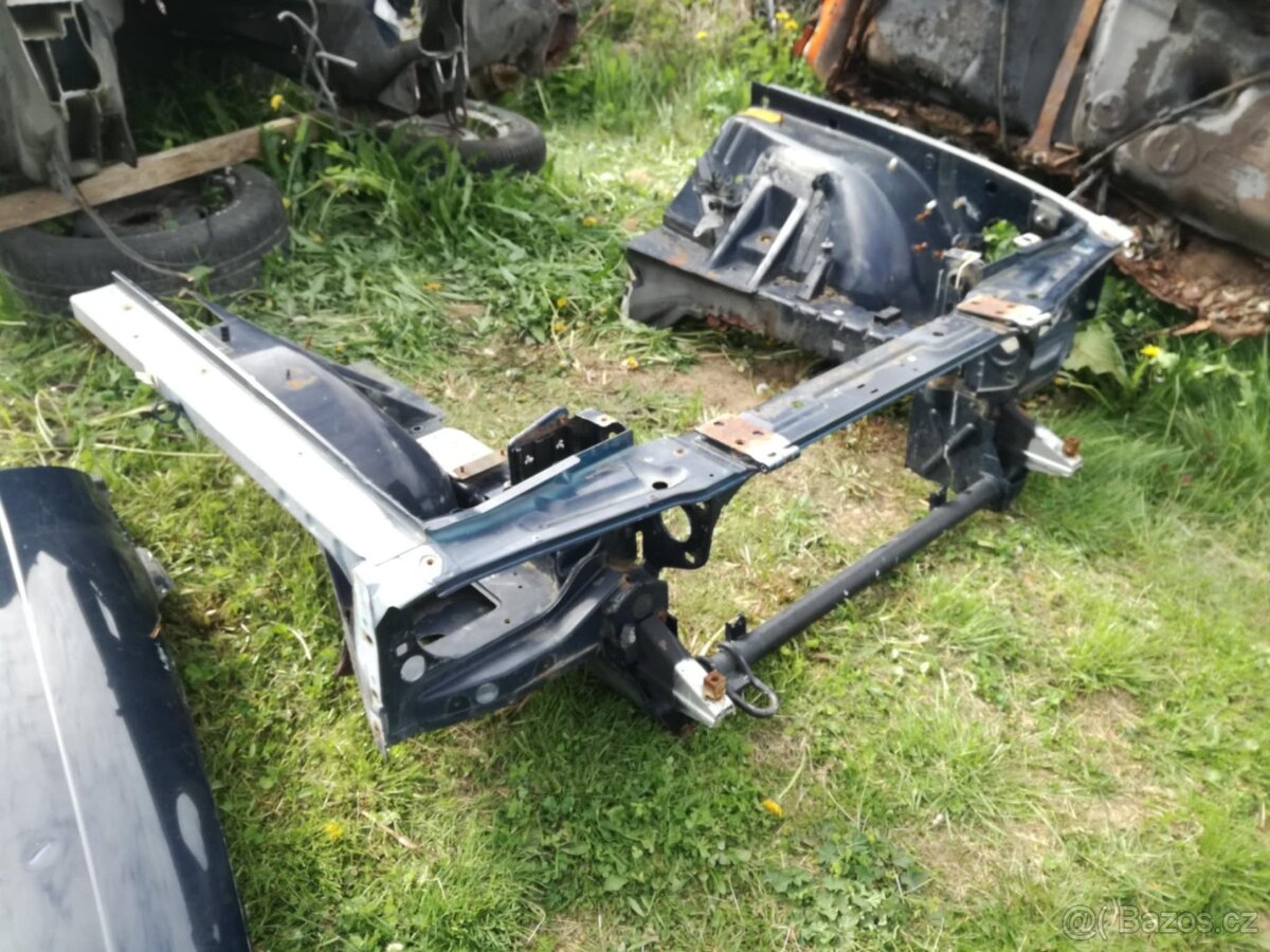 Jaguar XJ40 zadní blatníky, čelo, nosníky, střecha - 6