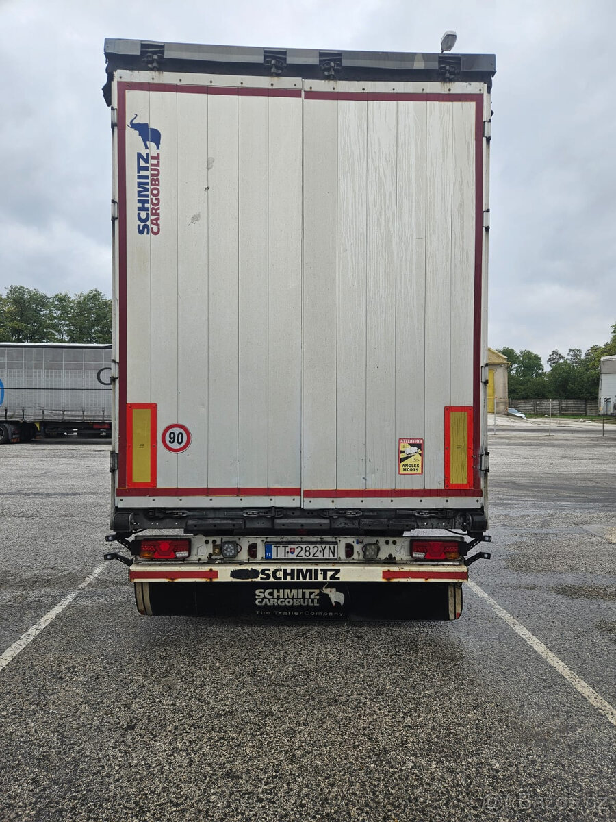 Naves MEGA Schmitz r.v.2007 - 6