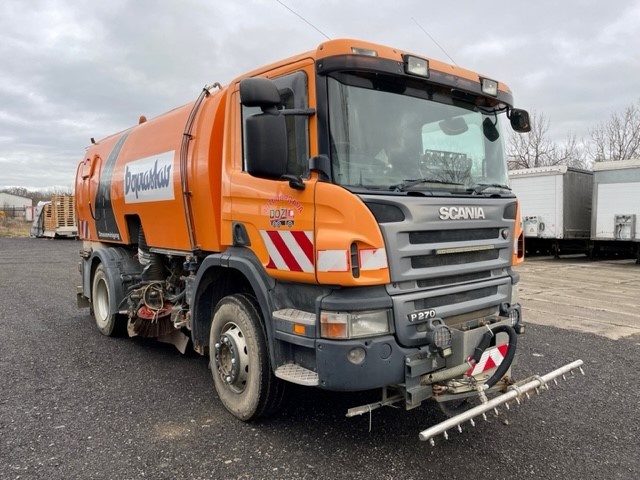 Zametací stroj Scania - 6