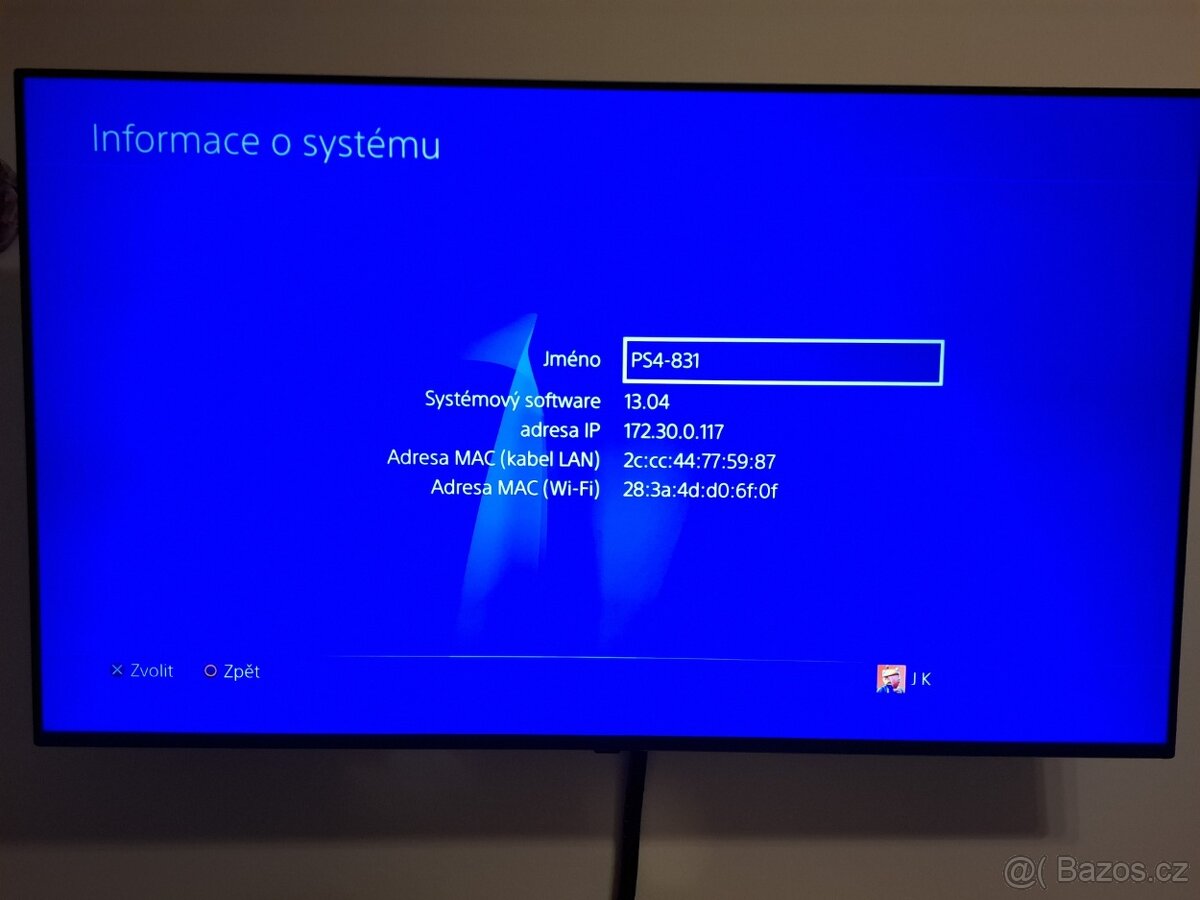 PlayStation 4 Pro 2TB + 2 ovladače + hry - 6