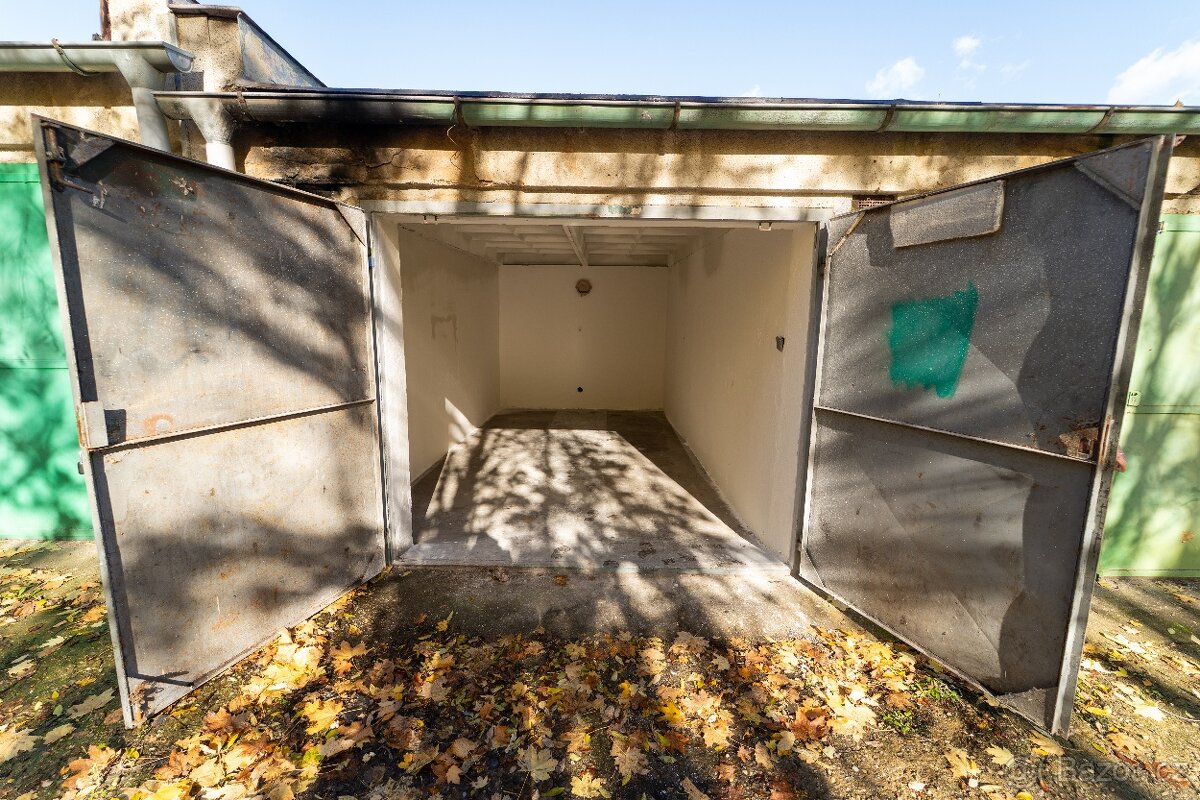 Prodej garáže 18 m2, Ouvalova Slaný - 6