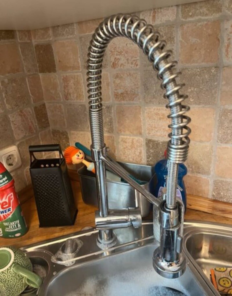 Moderní kuchyně z masivu se spotřebiči,5783 - 6