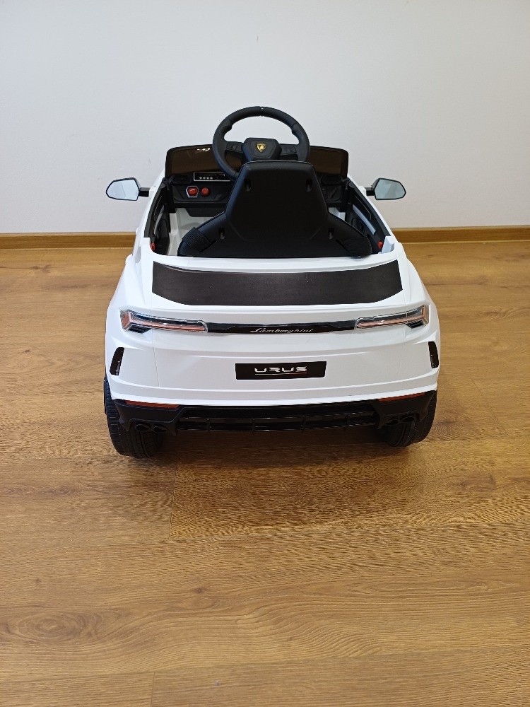 AUTÍČKO LAMBORGHINI URUS - 6