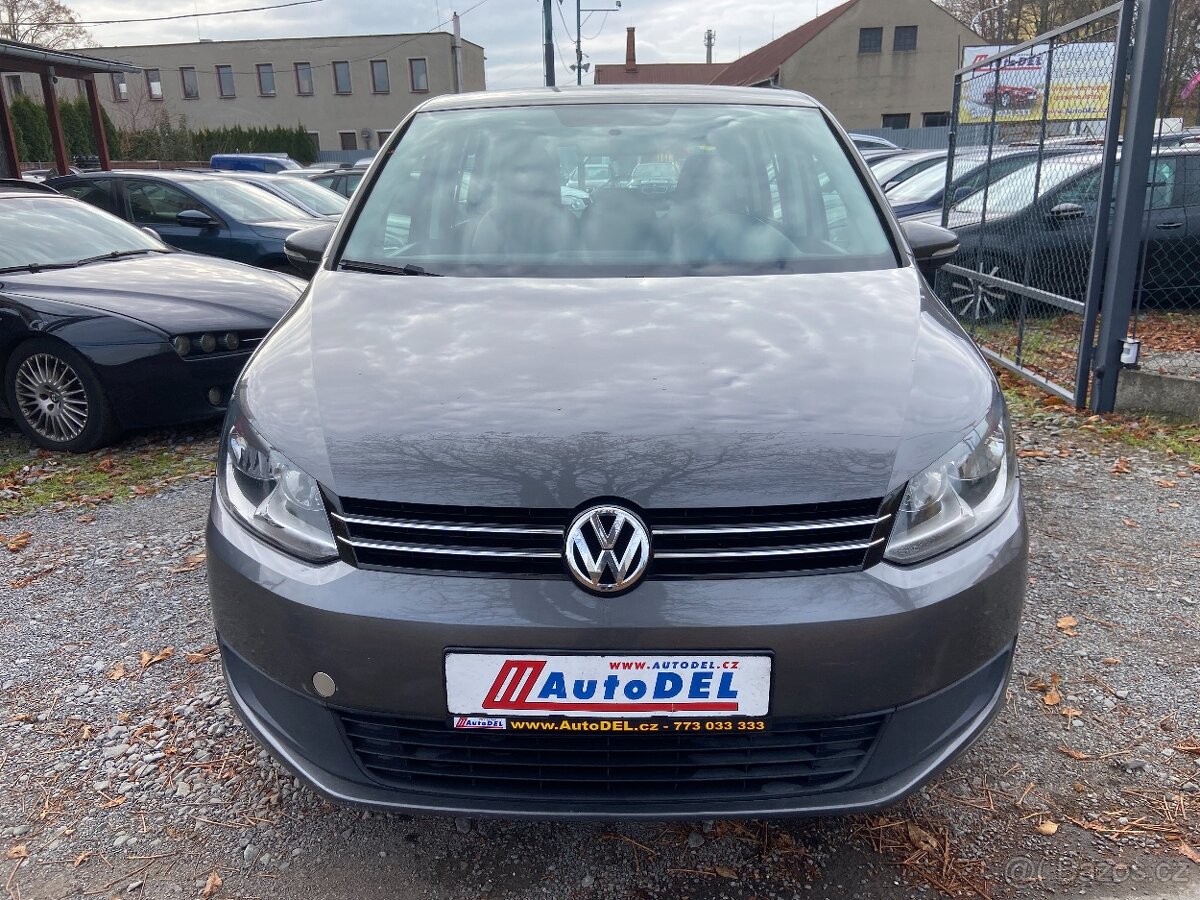 VW Touran 1.6 TDi Navigace,Climatronic - 6