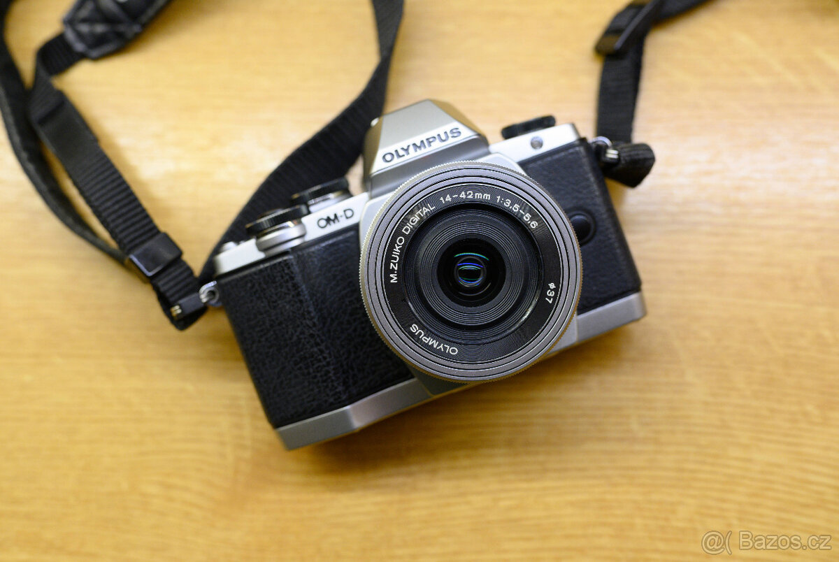 Olympus OMD E-M10 + 14-42 EZ pancake - 6