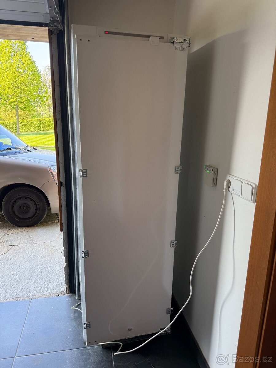 Vestavná mraznička Siemens GI38NP60 – NoFrost, bigBox - 6