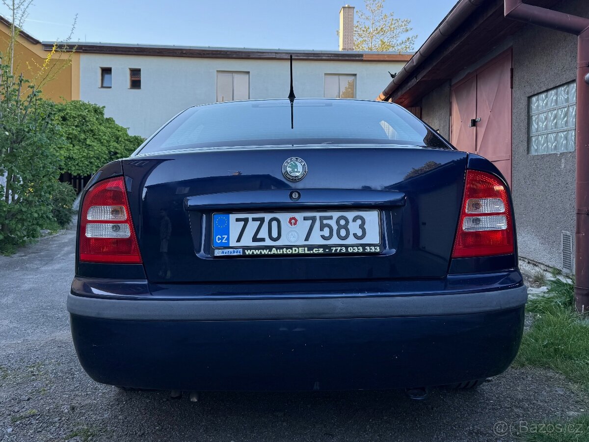 Škoda Octavia 1, 1.6 benzín 74kW - 6