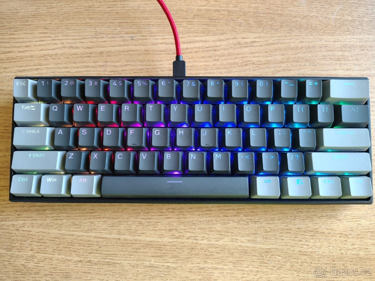 Mechanická klávesnice Yenkee ATOM - 6