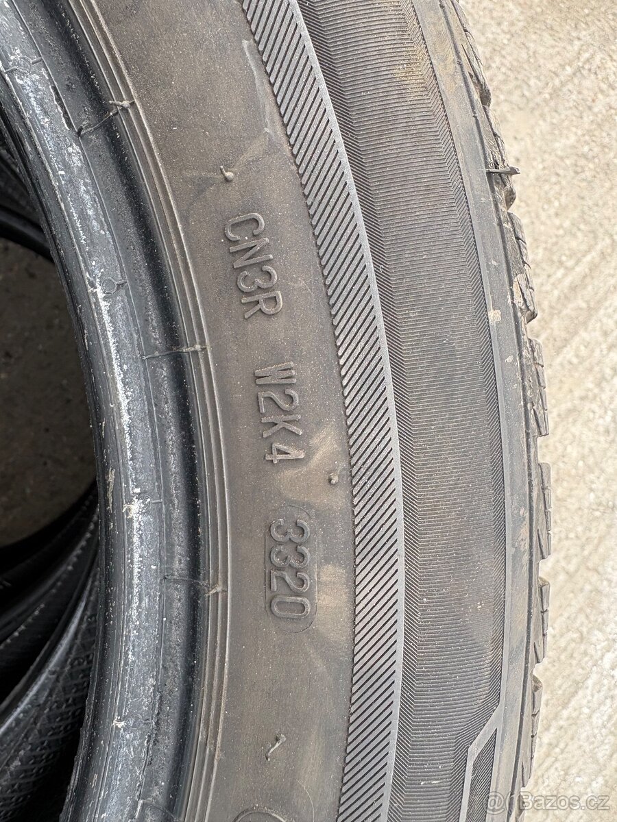 Zimní pneu 215/55/17 XL - 6