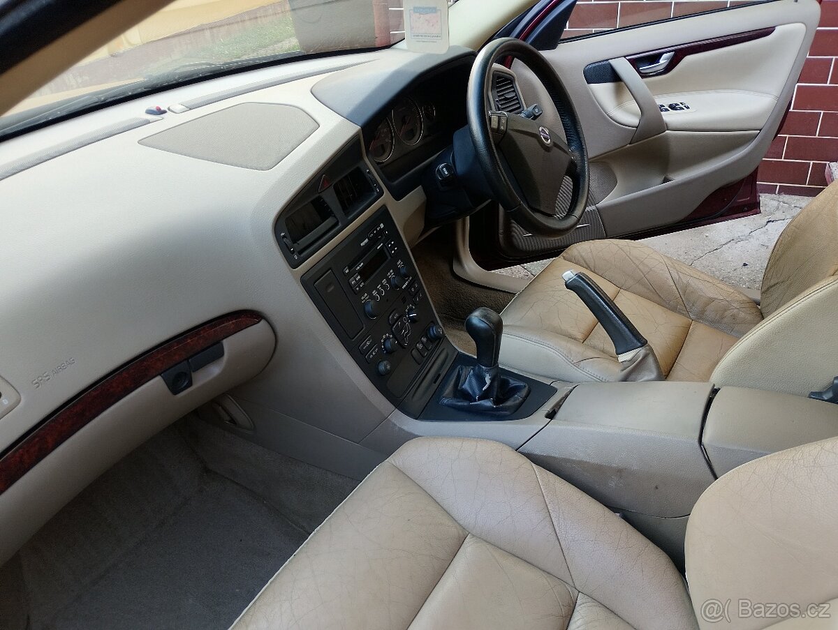 Volvo S60 2,4 D5 120kw - 6