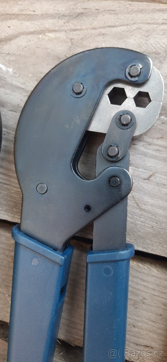 Nové krimpovací nástroj pro RG59/RG11/RG213
- 6