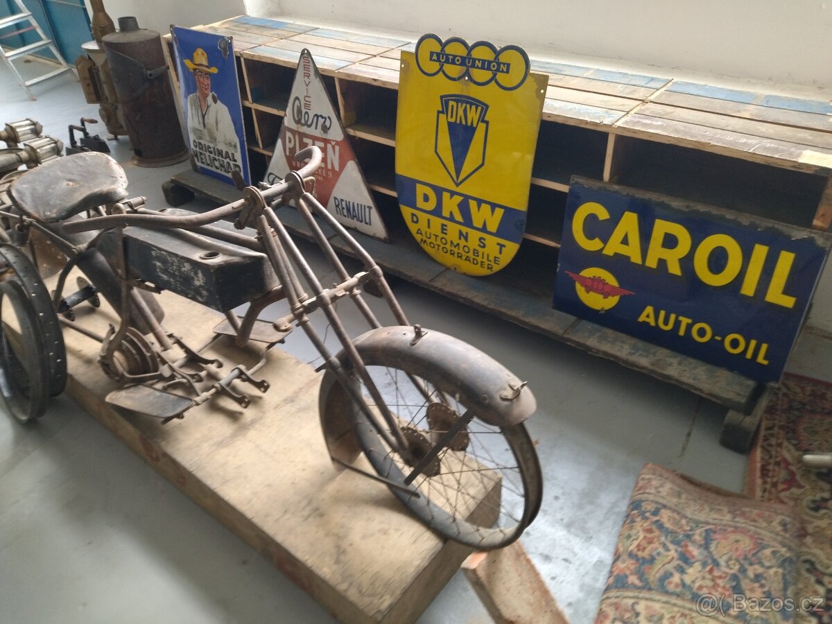 Starý motocykl, benzinky HEFA , cedule .. - 6