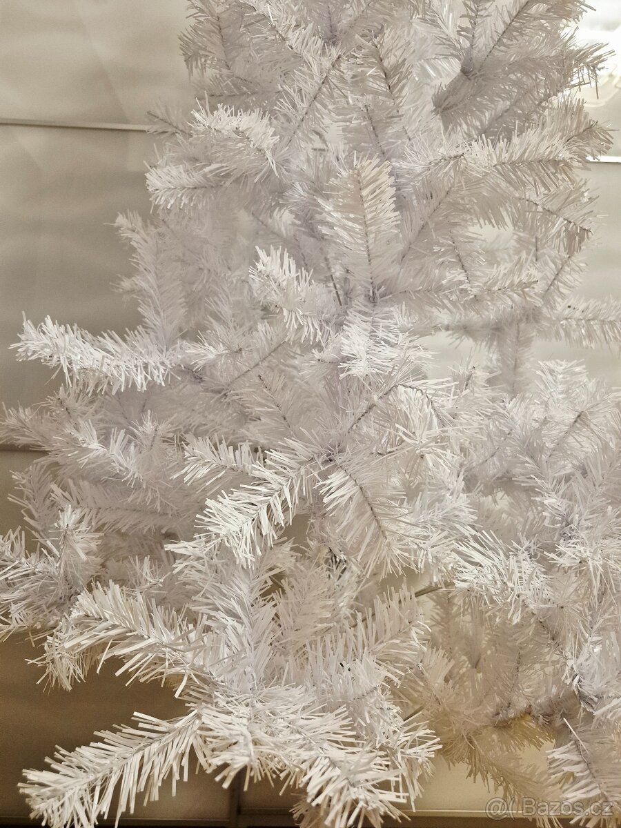 Nový umělý vánoční stromek, 180 cm - 6