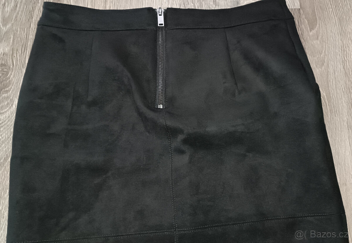 Dámská černá sukně Only - vel. M - 6