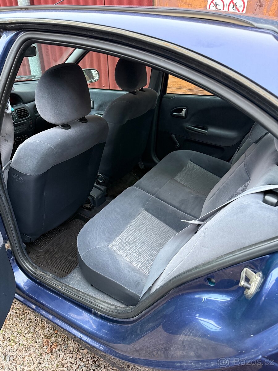 Renault Megane 1.4 16v 70kw - 6