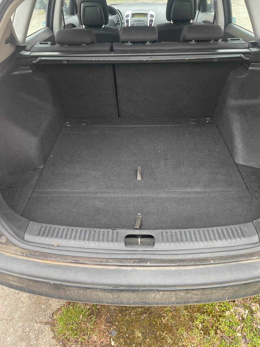 Kia Ceed 1,6 crdi 2007 - 6