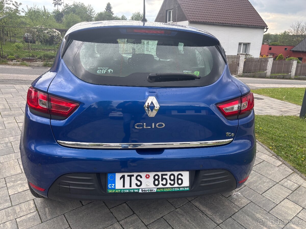 Renault Clio - 6