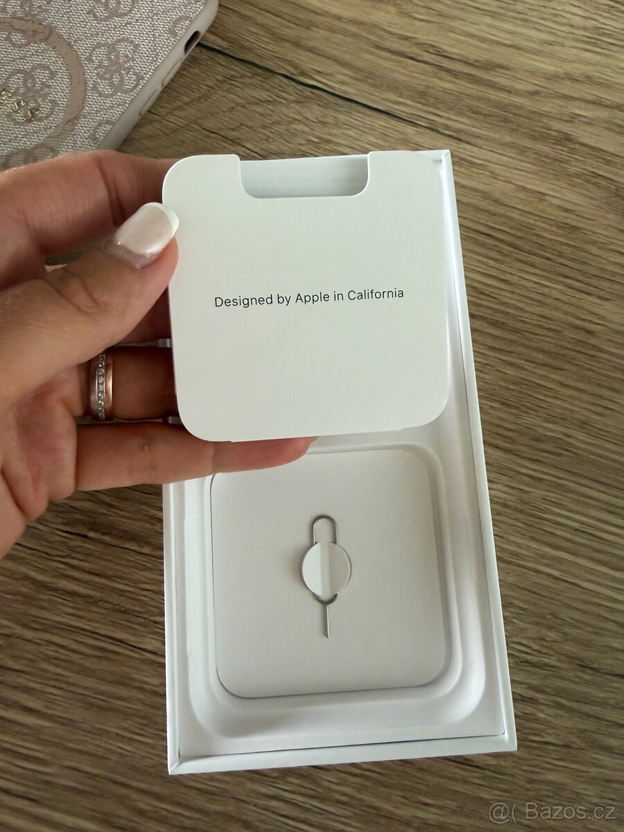 Apple iPhone 11, 64 GB - 6