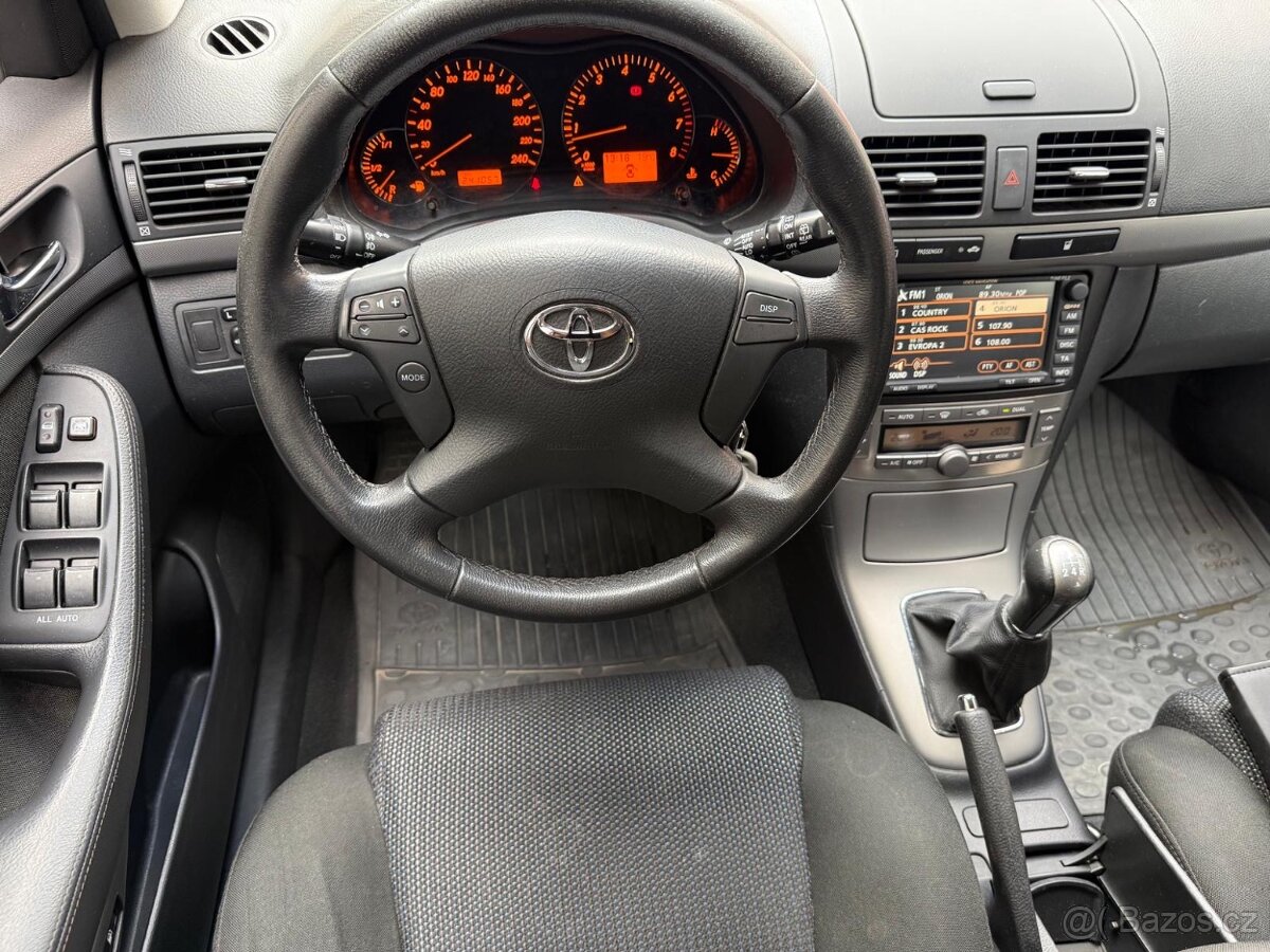 Toyota Avensis 1,8i - 6