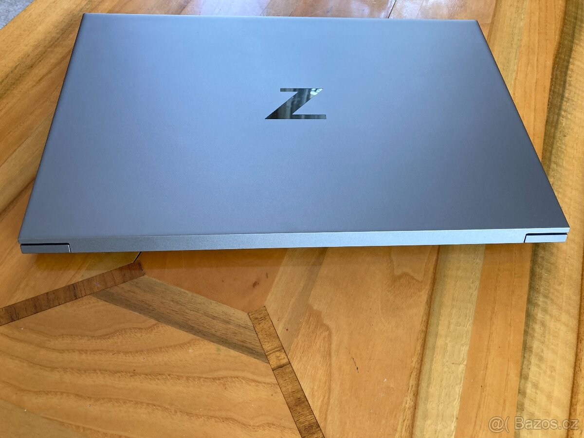 HP ZBook Studio G7 TOP stav i7-10750H NVIDIA T1000 15.6 16GB - 6