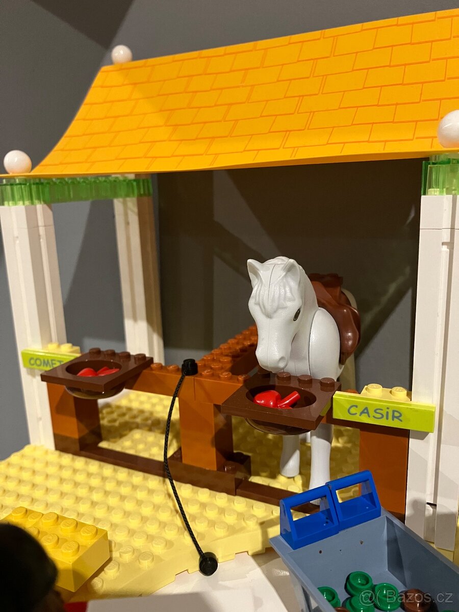 LEGO 5941 Riding School - 6
