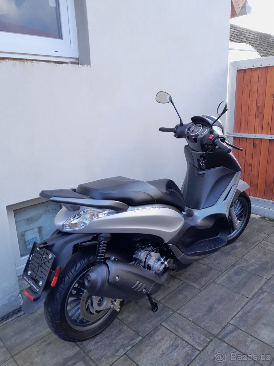 Piaggio Beverly 300 ABS, 2018, pěkný stav, AKCE - 6
