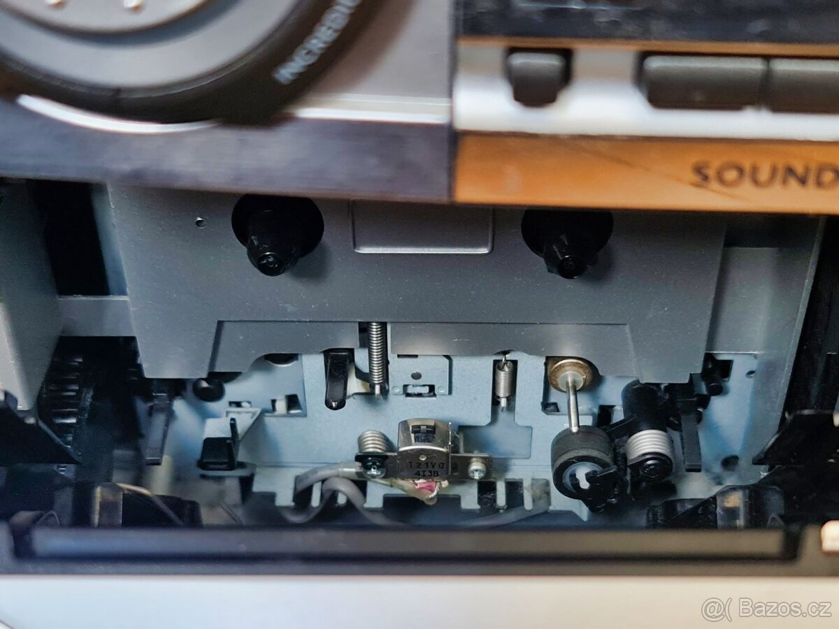 Mini věž Philips FWM390, MP3 + 20 CD - 6