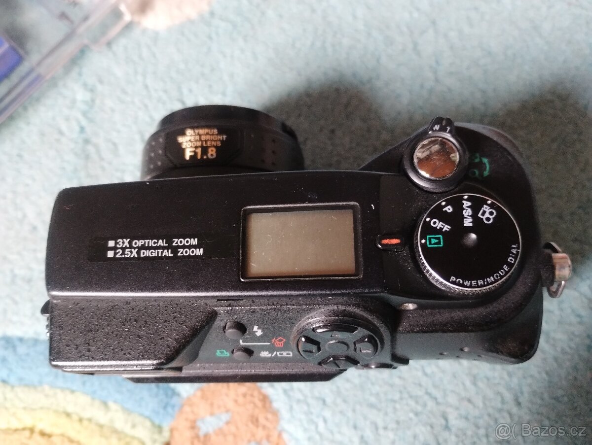 Digitální fotoaparát Olympus C-4040 pro sběratele - 6