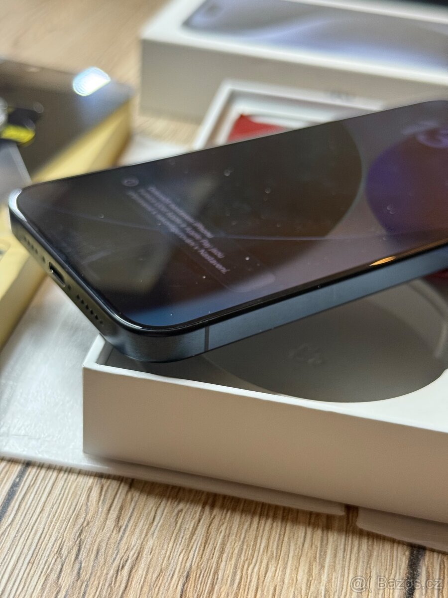 iPhone 15 Pro Max 512gb Modrý - 6