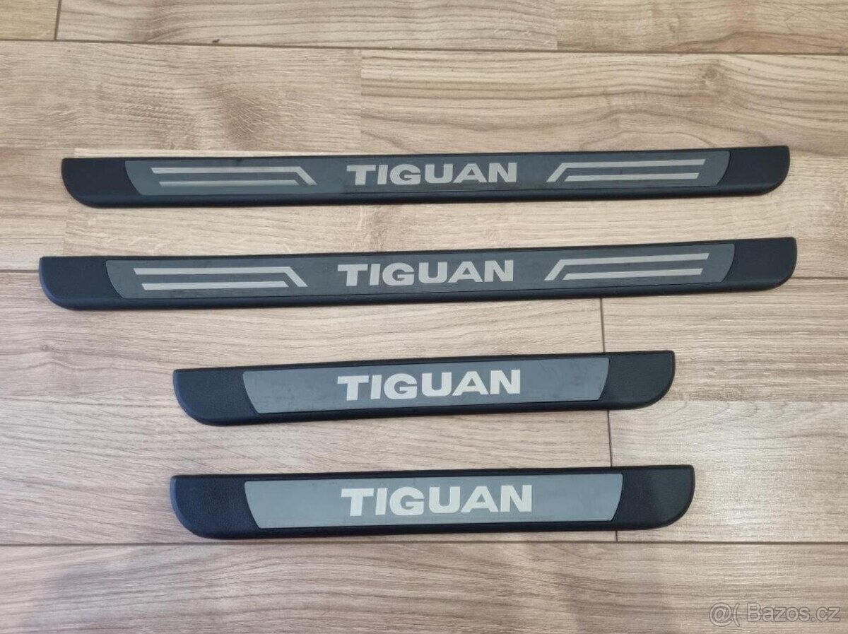 OCHRANNE DEKORACNE PRAHOVE LISTY - 6