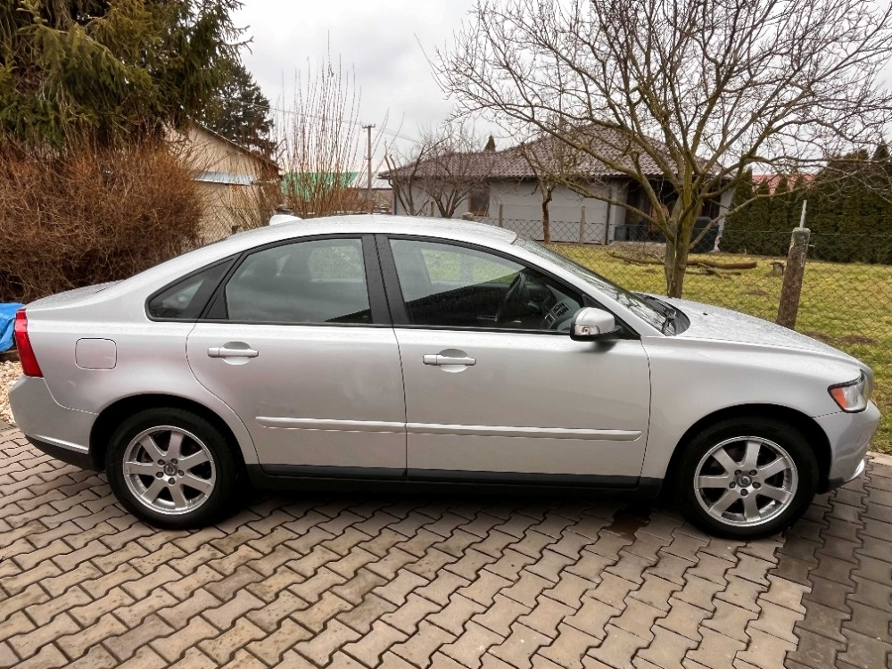 Volvo S40, 1.6 Benzín, nová STK, TZ - 6