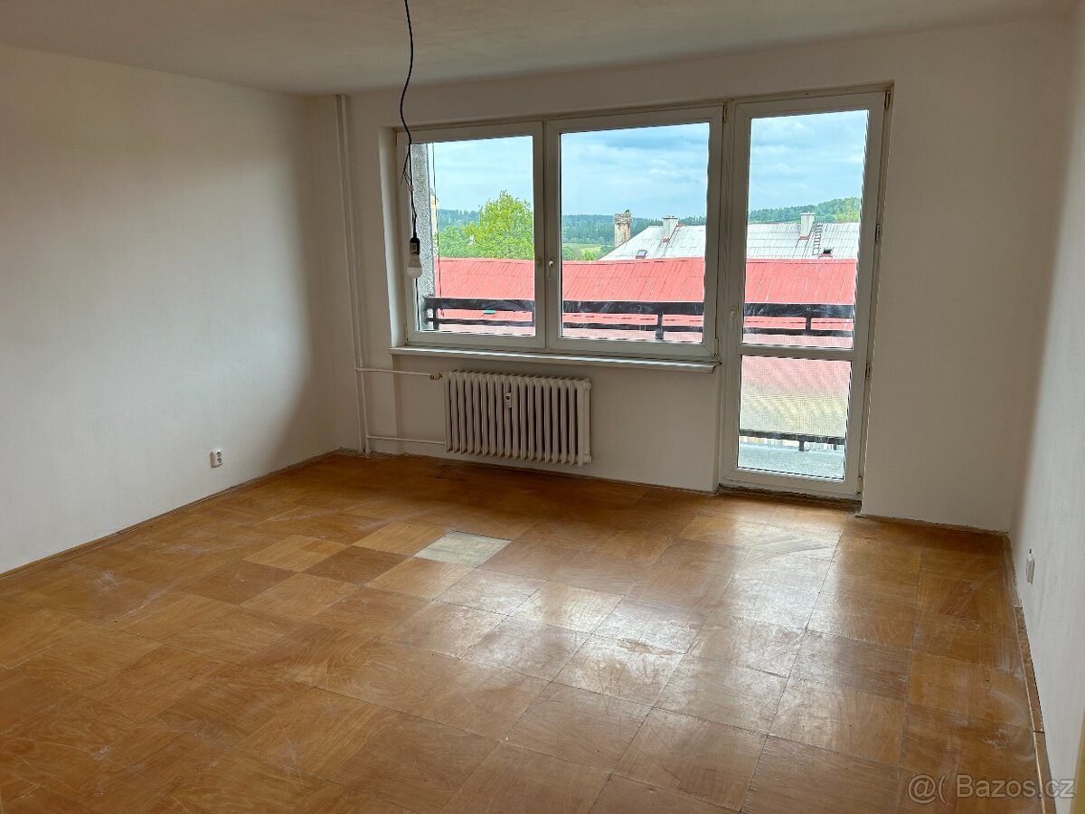pronájem bytu 2+1 - 6