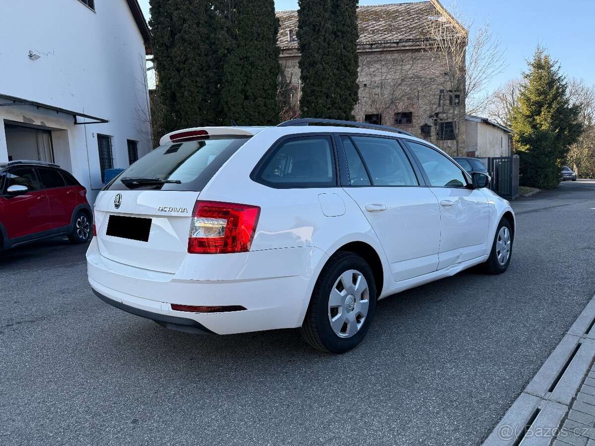 Škoda Octavia 1.6 TDI 85 kW - 6