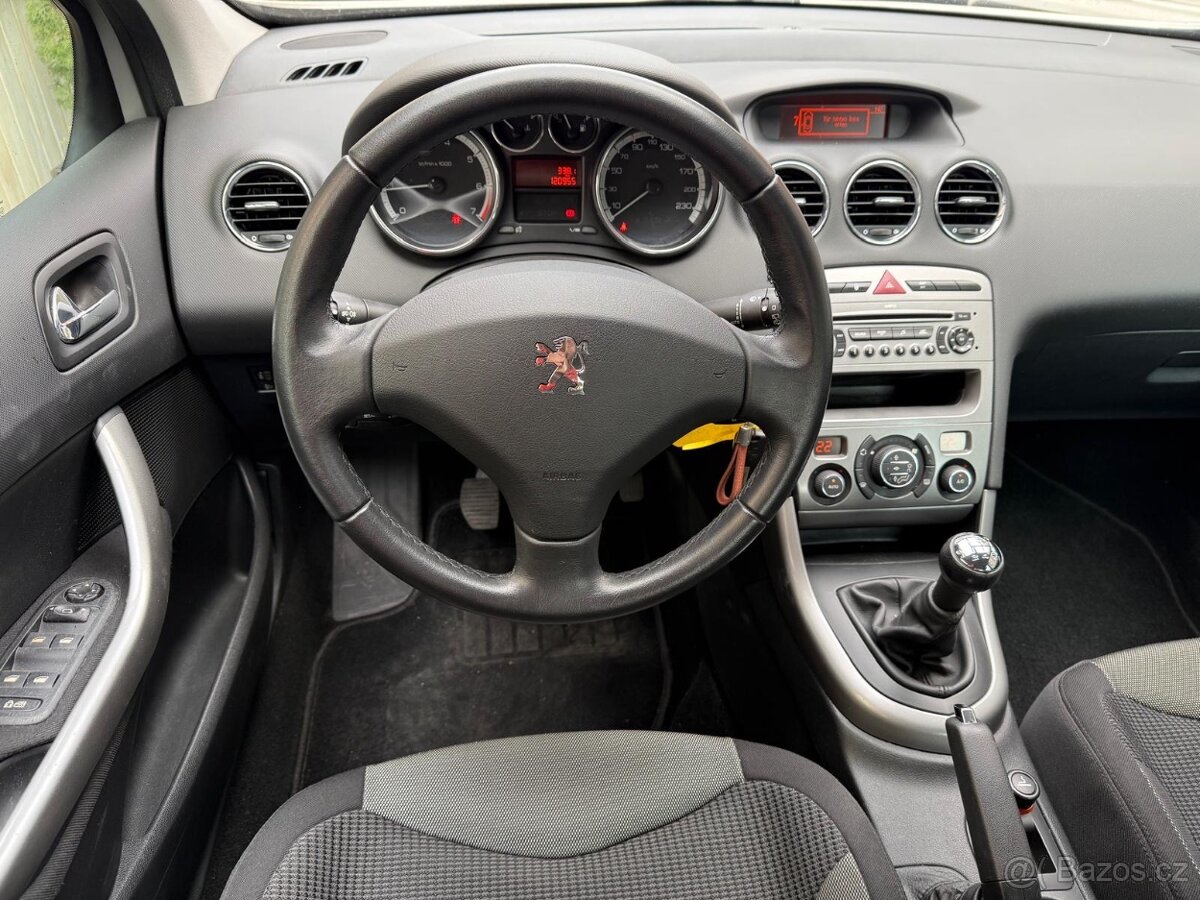 Peugeot 308 1,6i - 6