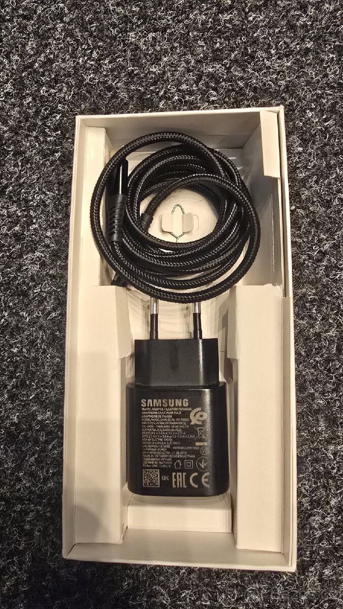 Samsung Galaxy A70 - 6