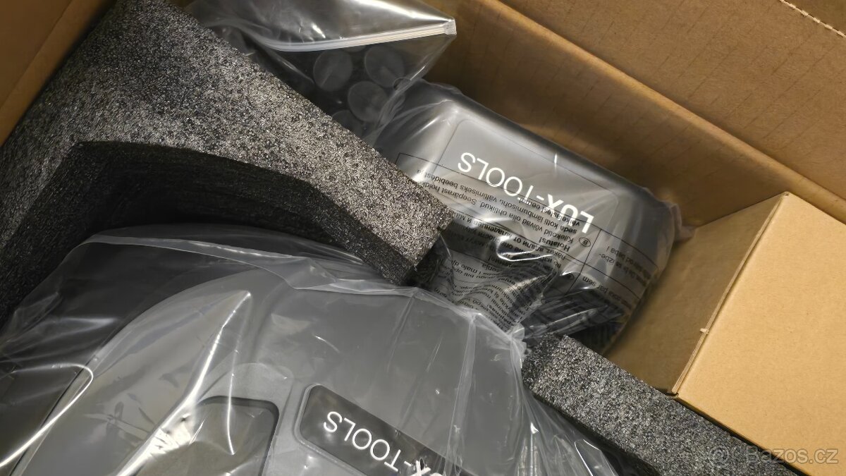 Prodám robotickou sekačku Lux Tools A-RMR-300-24 - 6