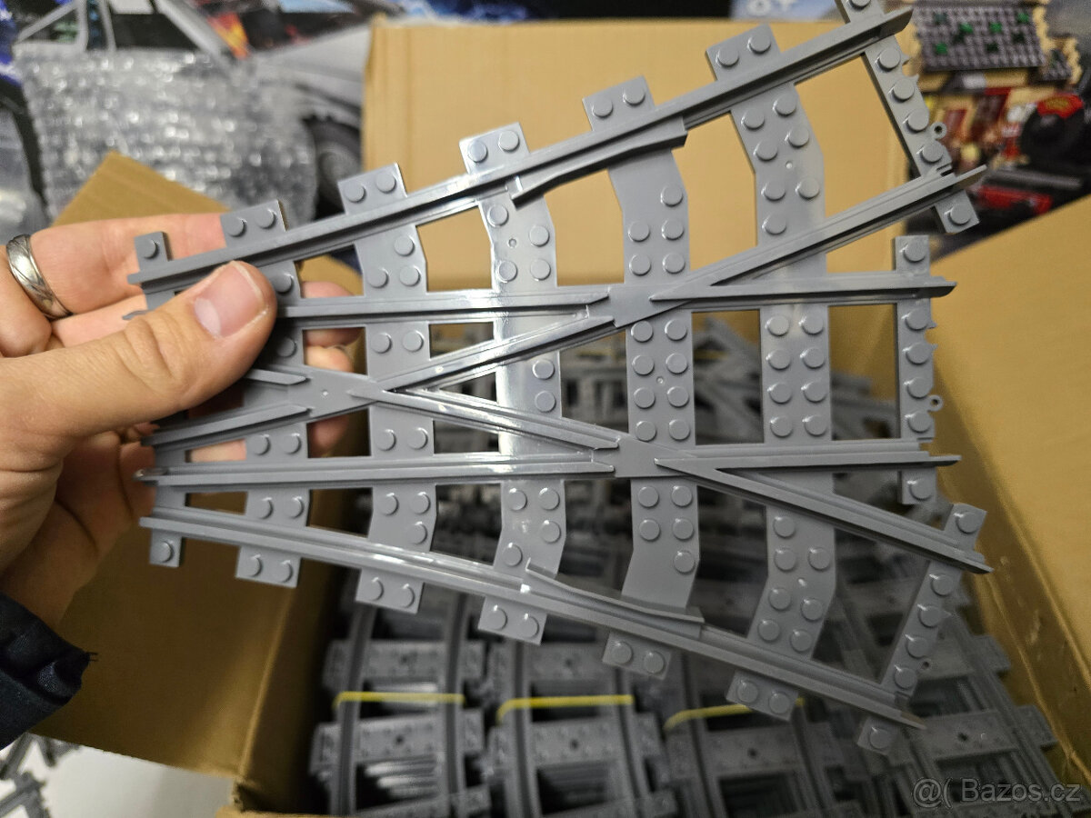 City koleje (náhrada) rovinky, zatáčky, vyhybky 110kusů - 6