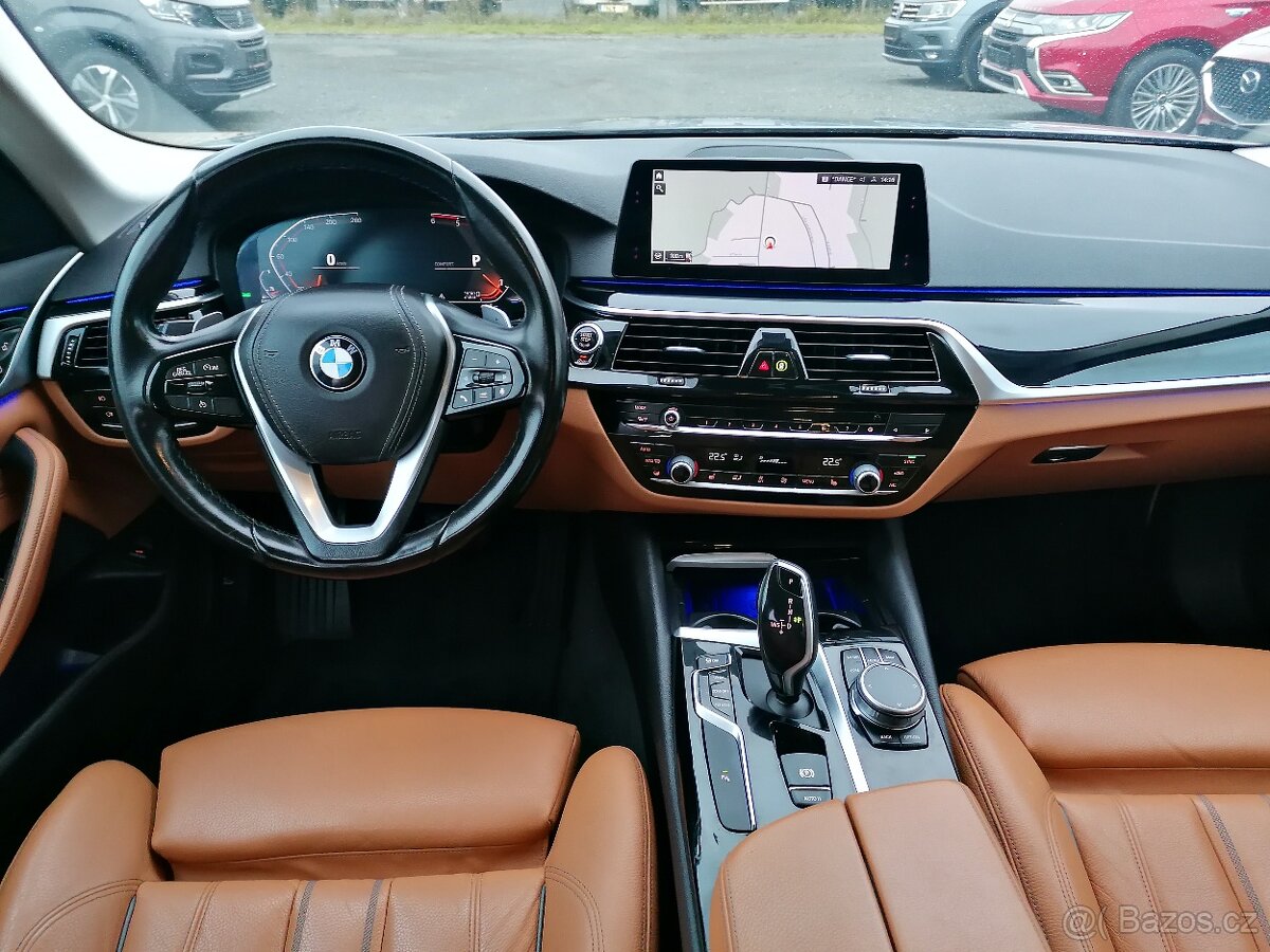BMW Řada 5 520D Sport Line - 6