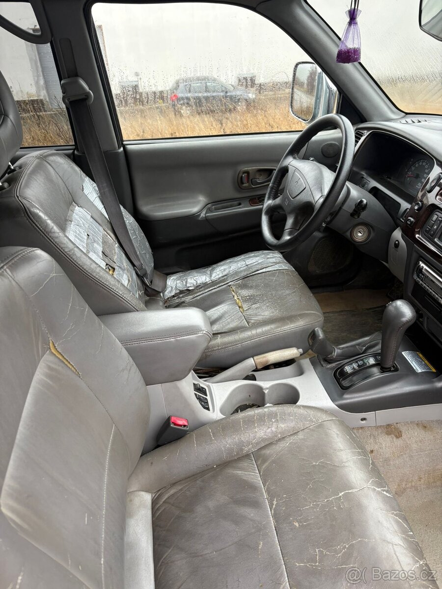 Mitsubishi Pajero 3.0 - 6