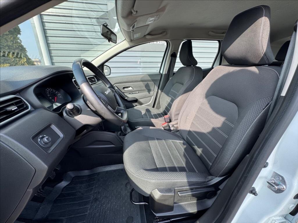 Dacia Duster 1,0 (2024) - 6