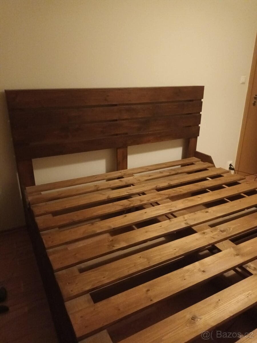 paletová manželská postel - 6