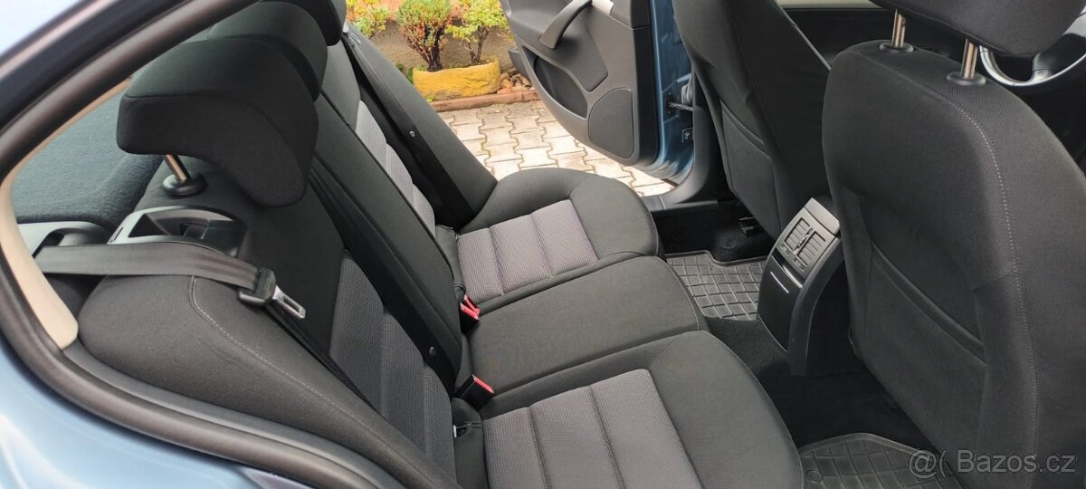 Škoda Octavia 2 SEDAN 1,9 TDI - 6