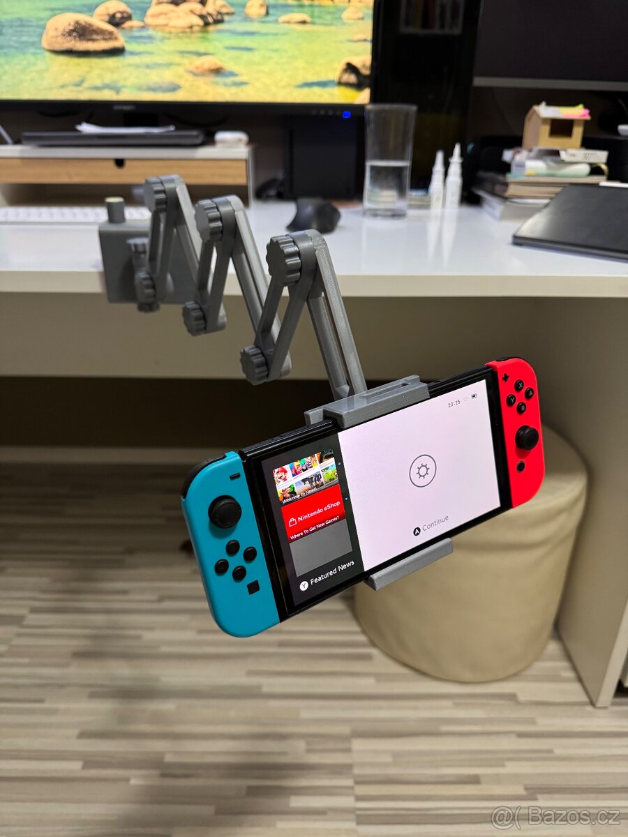 Nintendo Switch OLED 64GB s příslušenstvím a pouzdry - 6