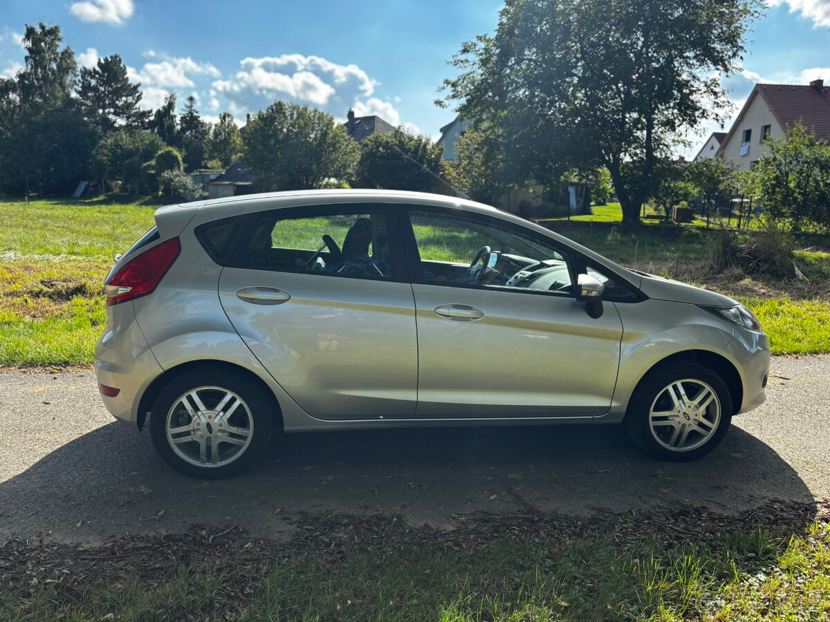 Ford Fiesta 1.6TDCi 55kW, RV 2009, Klima, ALU - 6